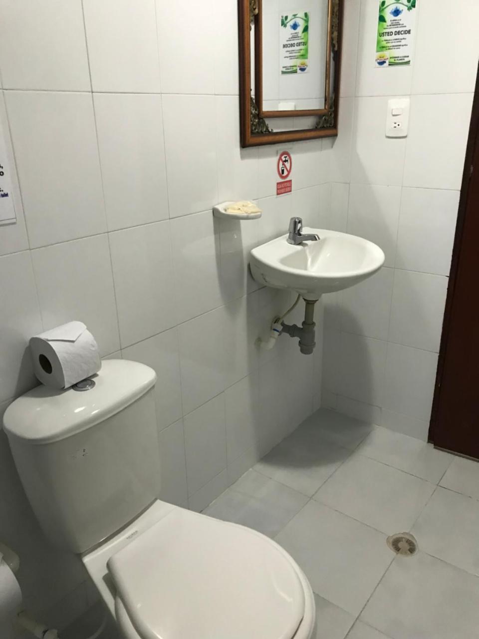 Hostal El Vecino San Andrés Eksteriør bilde